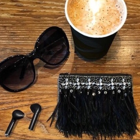 His&Hers In-Earphones NEW - Picture 9 of 9